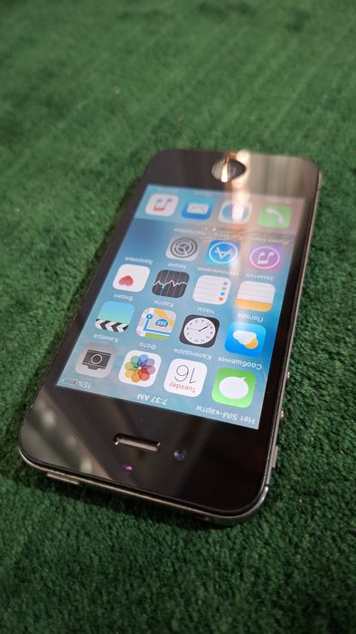 Iphone 4s ideal holatda
