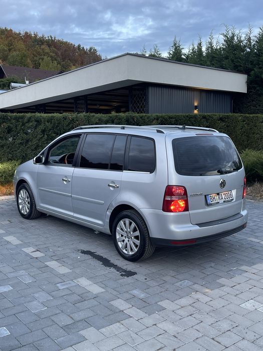 ~Volkswagen Touran~1.9TDI 105CP~7Locurii CarPlay
