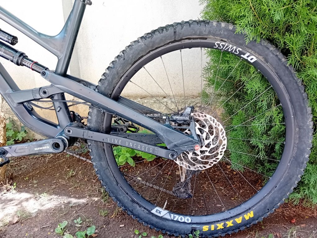 YT Capra Shred Live Uncaged, 2020г, L. 27.5,Enduro, Dh, Мекица