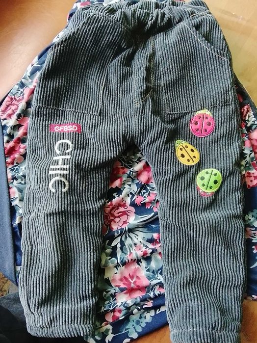 Штаны теплые на мальчика + джинсы.