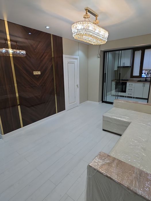 Своя 2 перед.в 3 комнатная/2/4 Кирпич 2/6 Эко базар