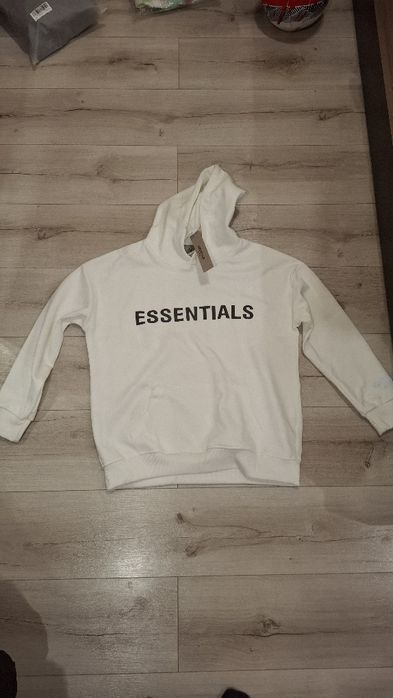 Сиво Худи на ESSENTIAL