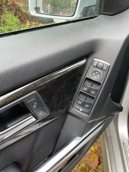 Vand Mercedes GLK Se vinde intreaga sau se poate dezmembra!