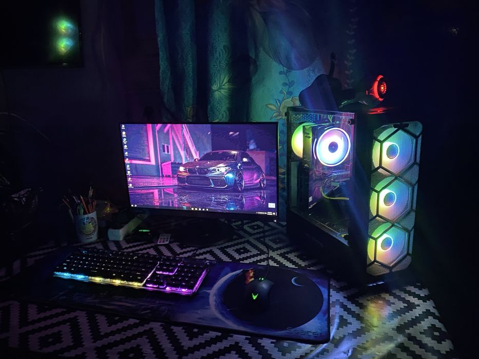 Vand calculator de gaming sau dau la schimb !