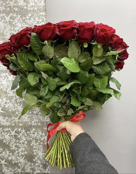 Розы доставка букет роз, розы опт 51 роза 101 роза