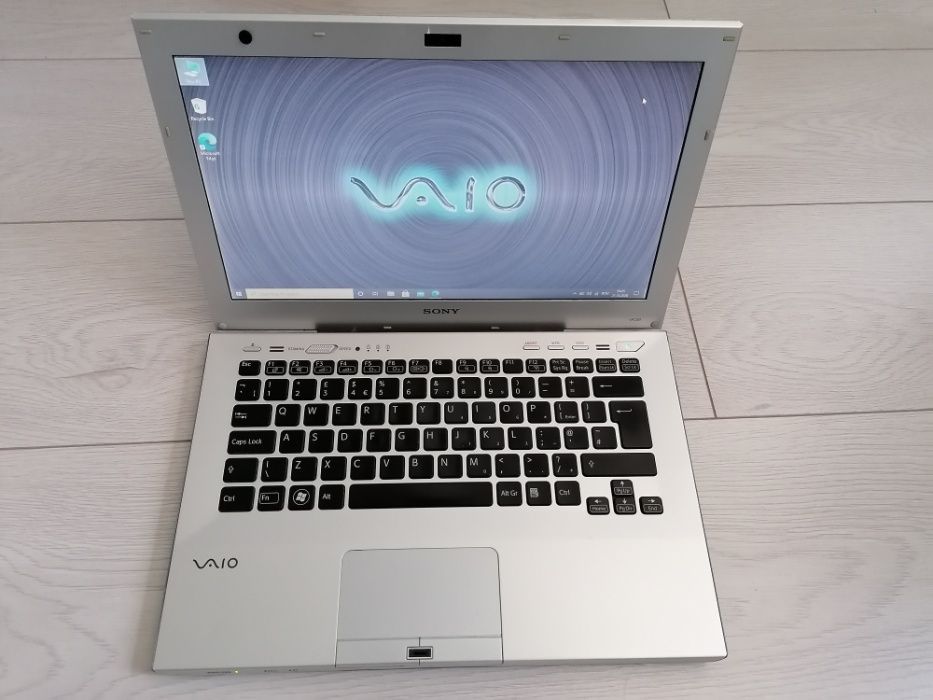 Sony Vaio i5-2450m-2.50Ghz,ram 8GB,SSD 120GB,display 13,3",1GB video