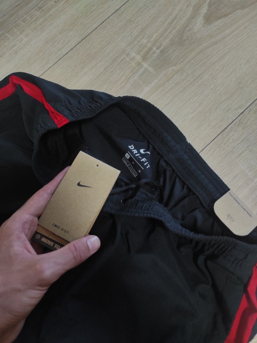 Мьжко долнище/ панталони Nike (M) (Оригинал)