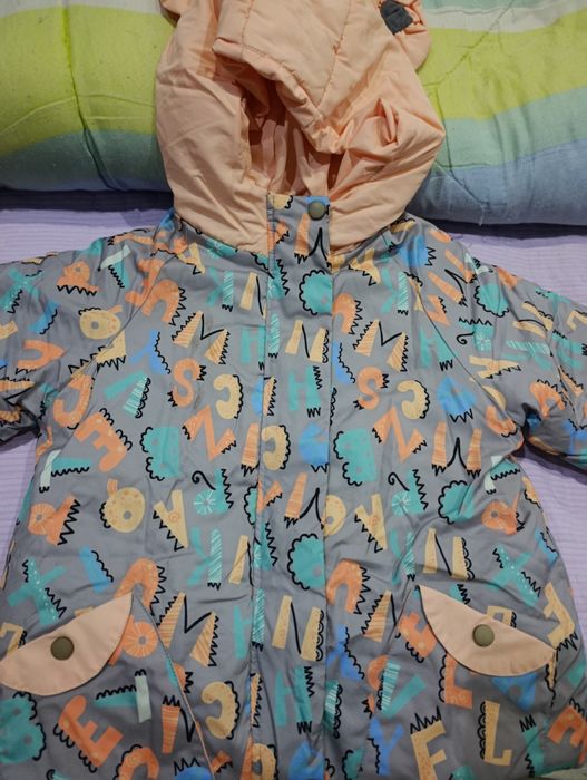 Продаю куртку детскую до 3,4лет