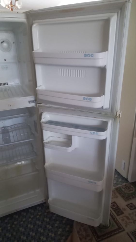Продается Холодильник