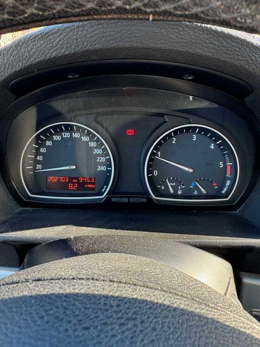 BMW X3  AN 2007 MOTOR 2000