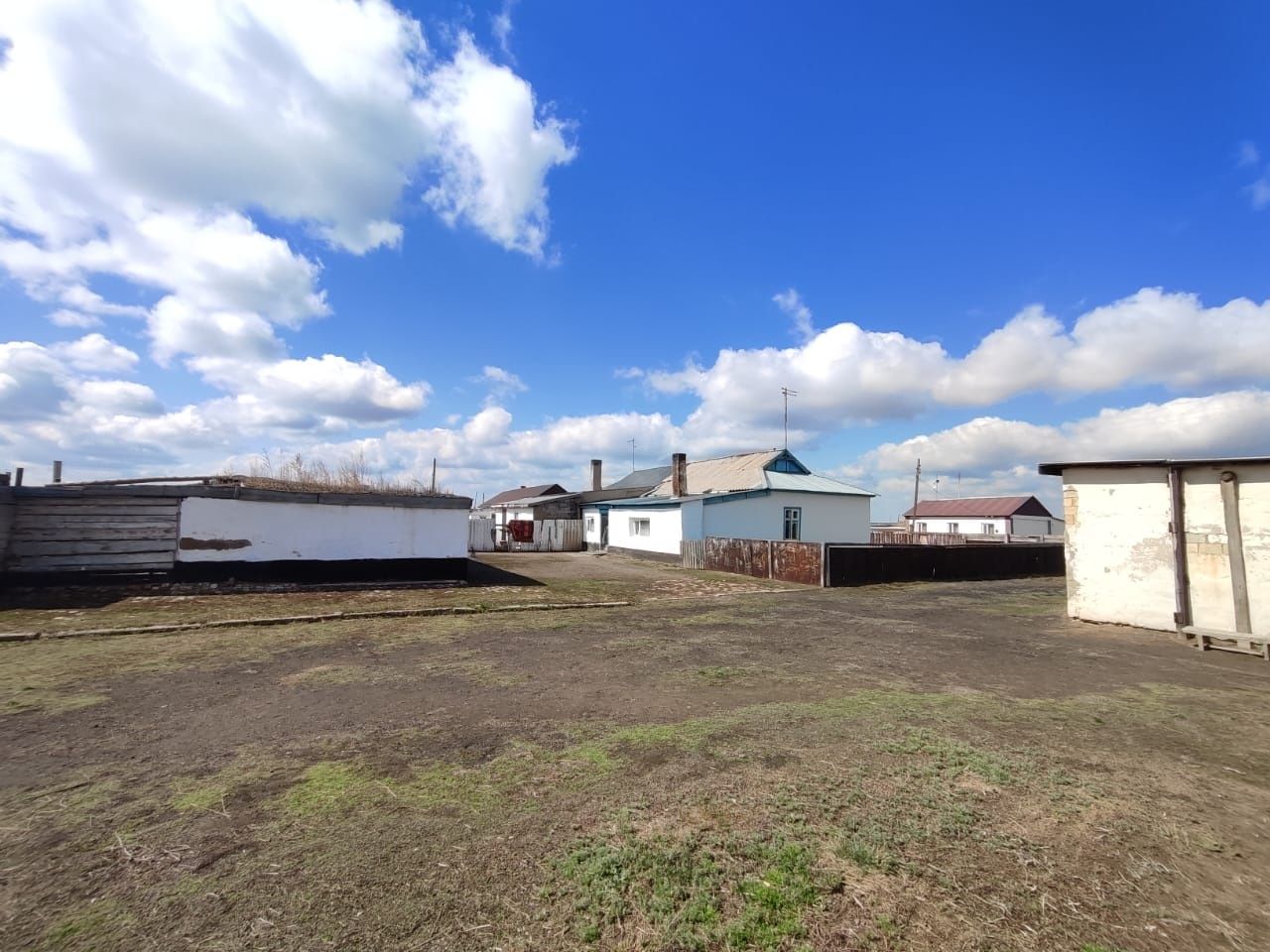Продам дом в с. Каракудук