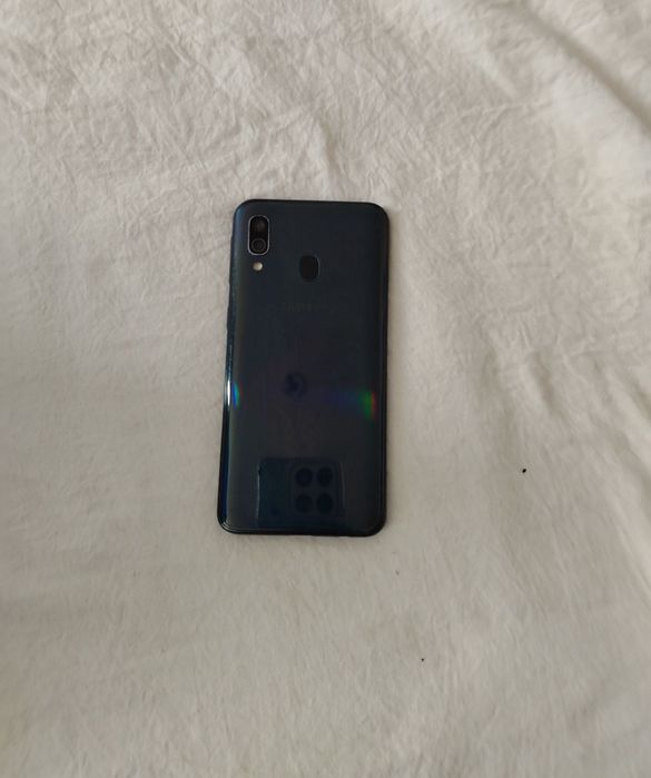 Самсунг а40 Андроид