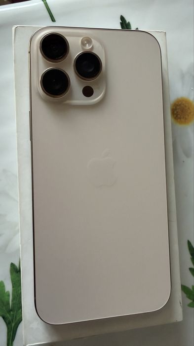 Айфон 16 про мах