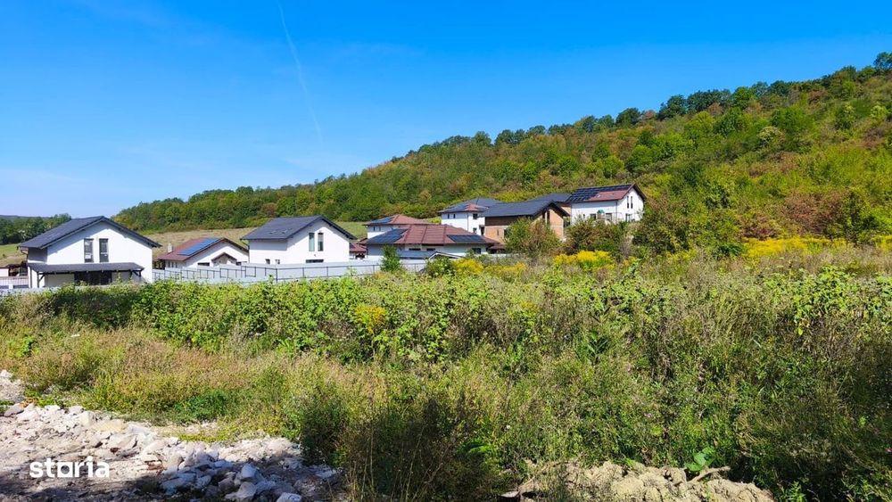 Corunca - 650 mp cu PUZ - zona superba si linistita