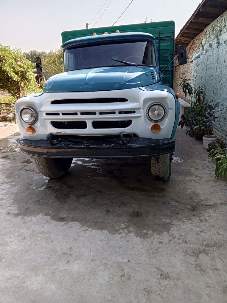 Srochno Zil 130  sotiladi yili 1987