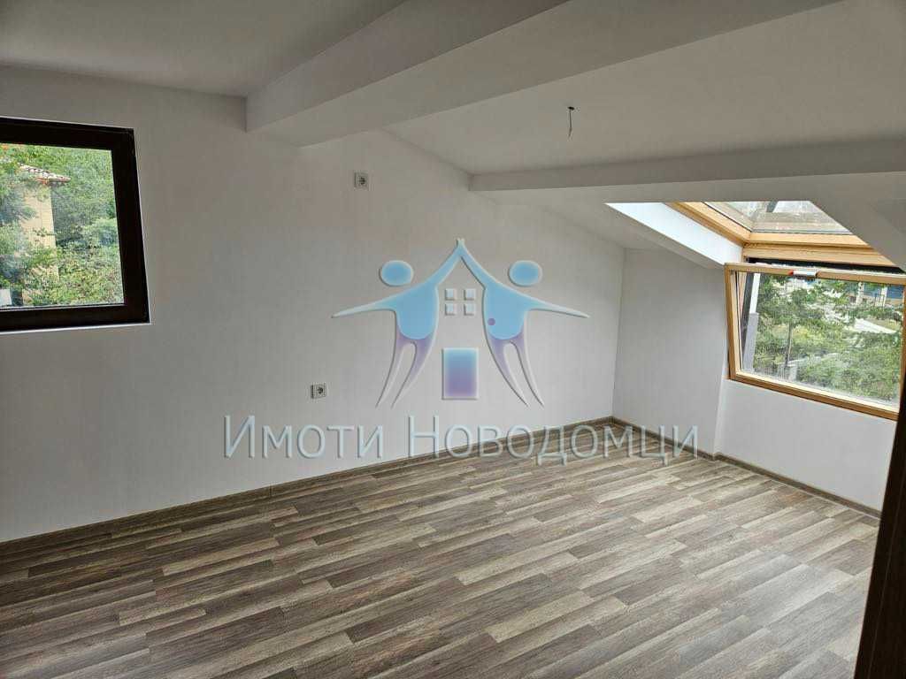 Продава се Мезонет в Шумен, Пазара - 154 кв.м за 861 €/кв.м - Снимка #5