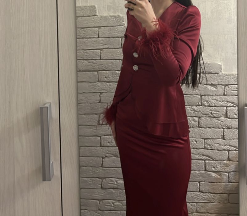 Продам двойку размер м ка 44 одевал 2-3 разв