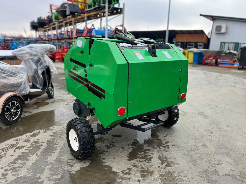 Balotiera cu baloti 61x70 cm Agramix NOUA