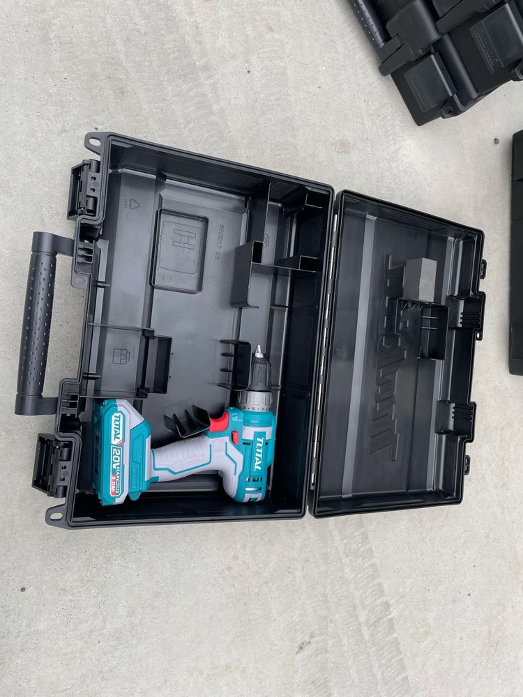Cutie depozitare makita pentru bormasina 18 v pe acumulator , noua