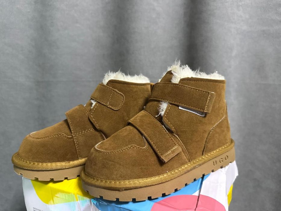 Продам новые детские угги