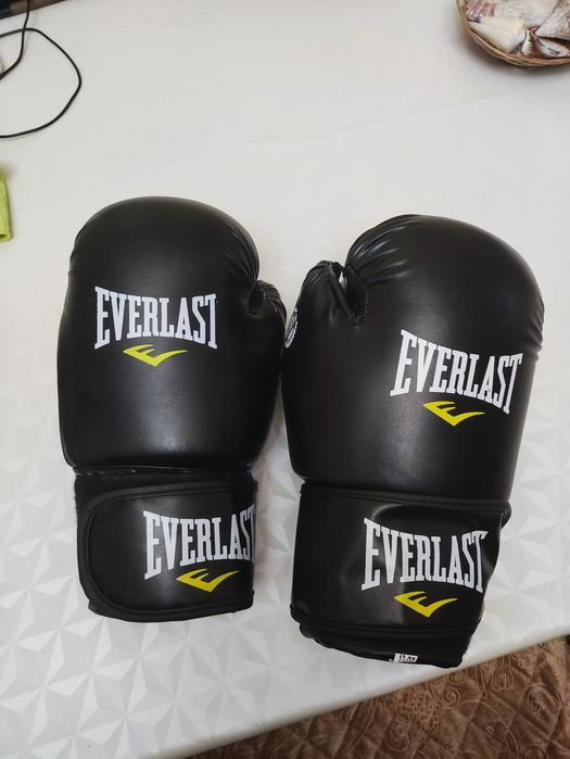 перчатки боксёрские
