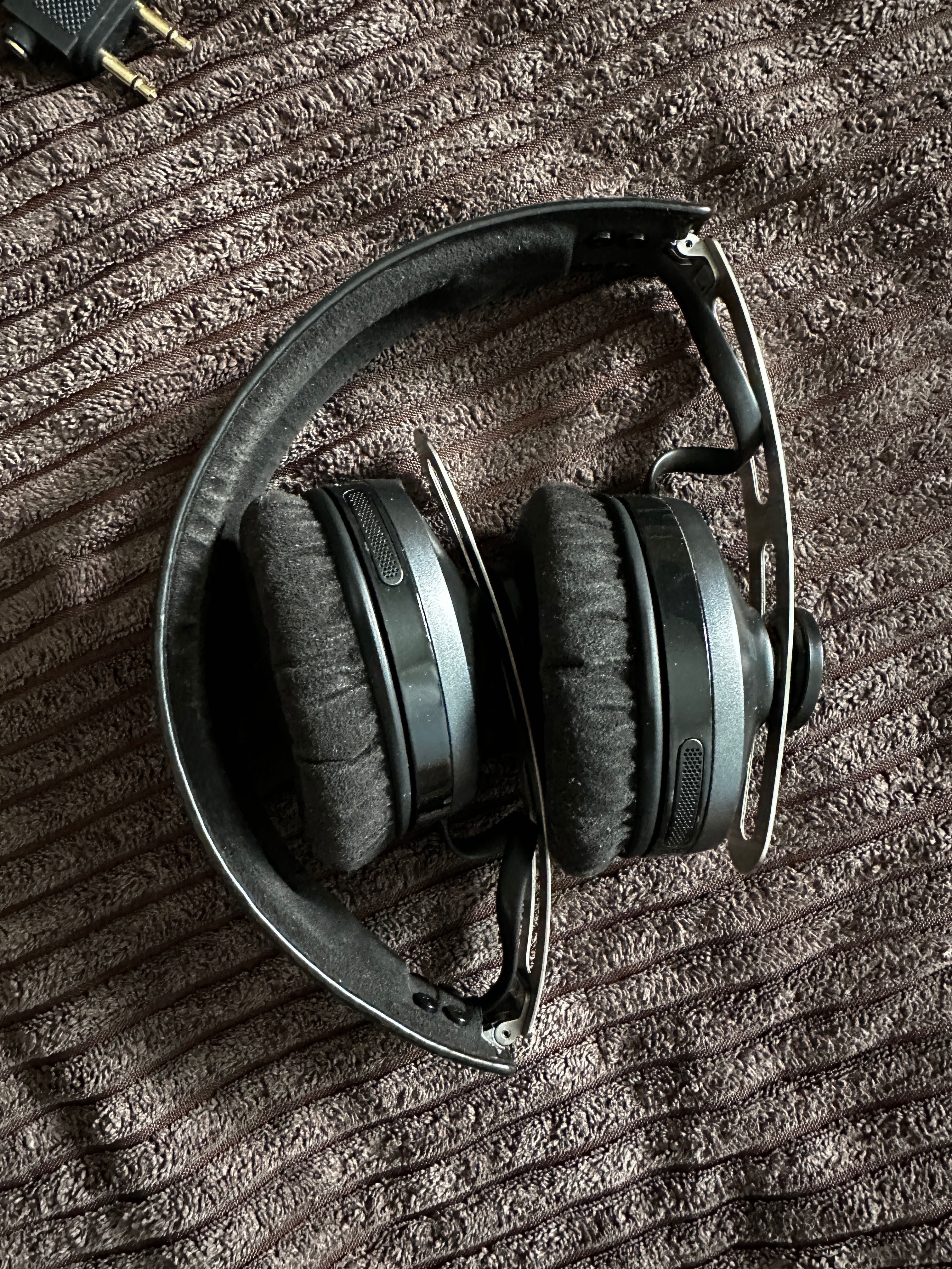 Casti on ear Sennheiser Momentum 2 wireless impecabile