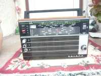 Radio portabil Selena B 211, 8 lungimi de unda, an 1970, URSS