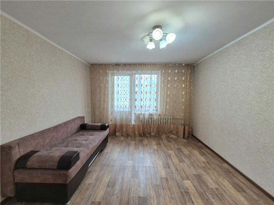 Продам 3-комн квартиру в отличном районе.