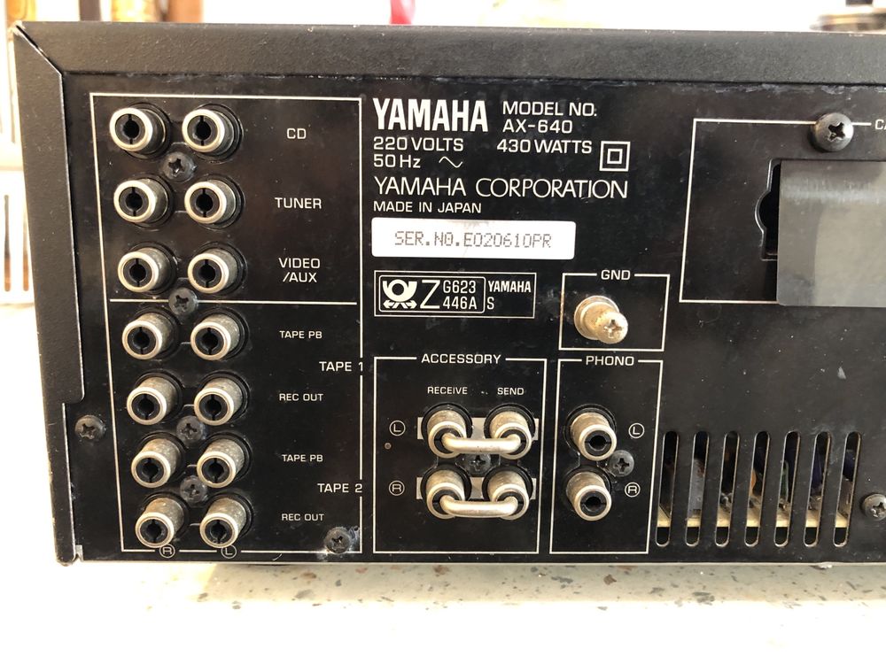 Yamaha AX-640 стерео