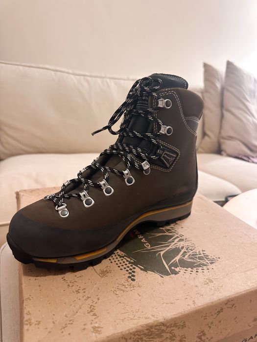 Туристически обувки Garmont Dakota Lite