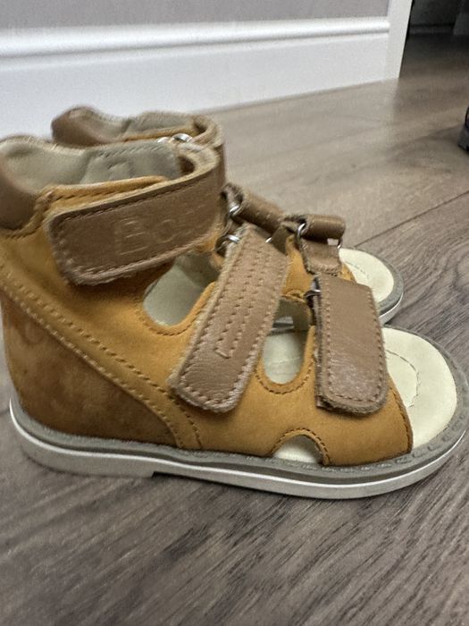 Ортопедические детские сандали 23р, натур
