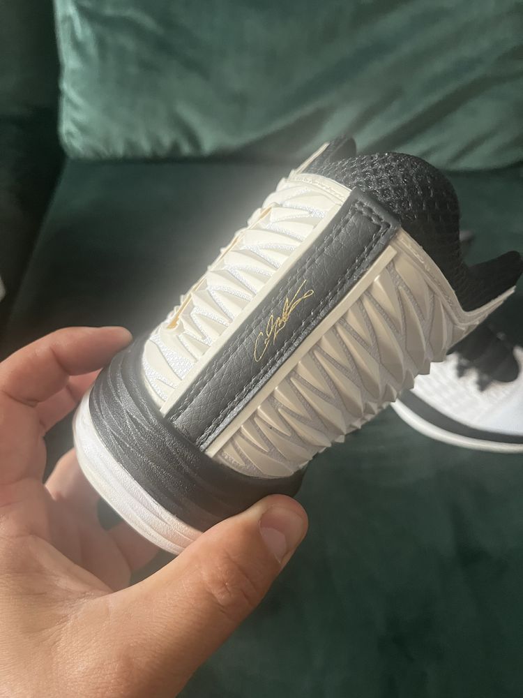 Adidasi jordan marimea 40