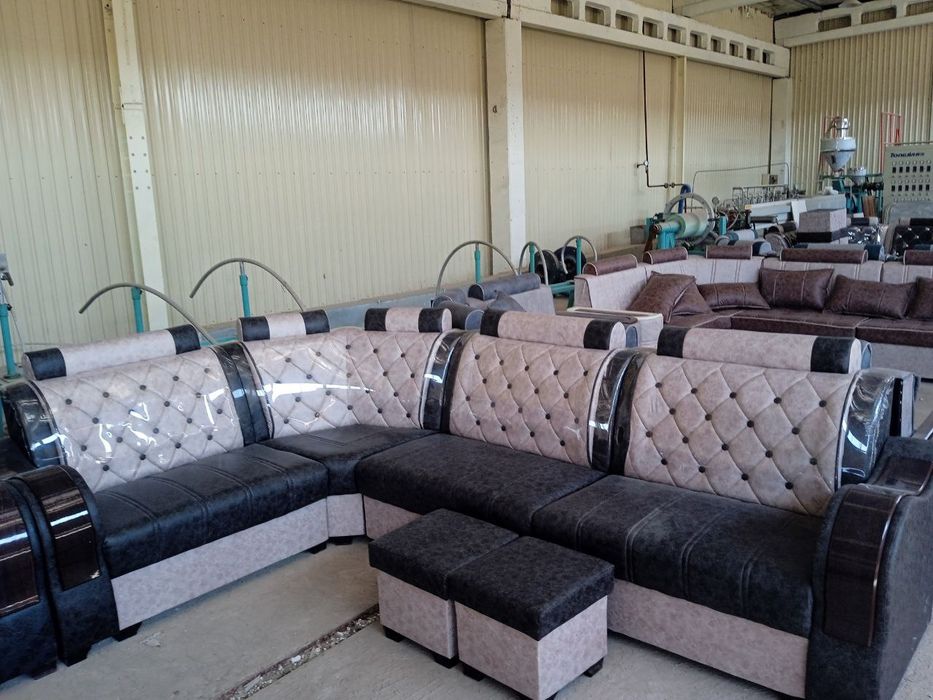 Гостиный уголок больших размерах