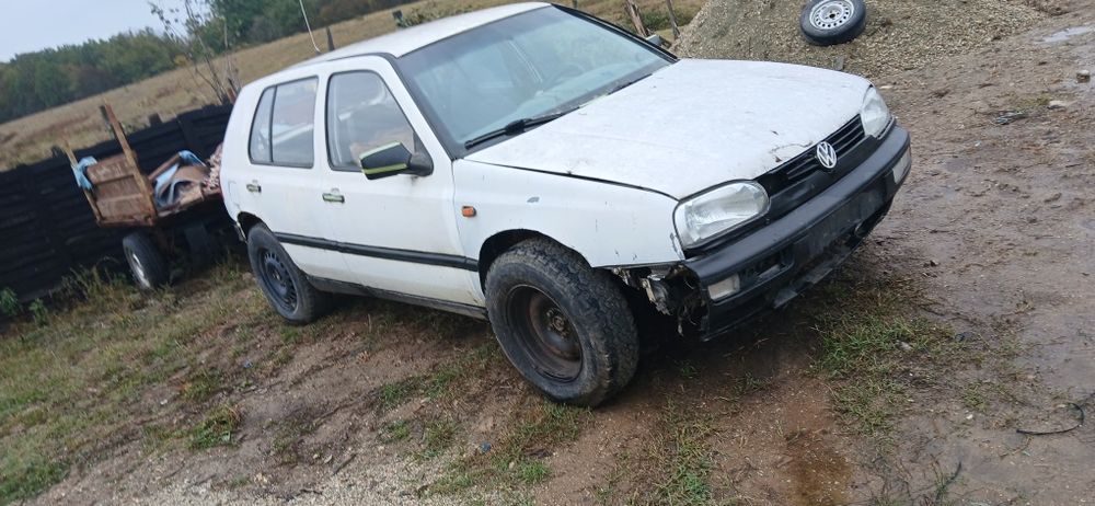 Vând mașină de camp golf 3