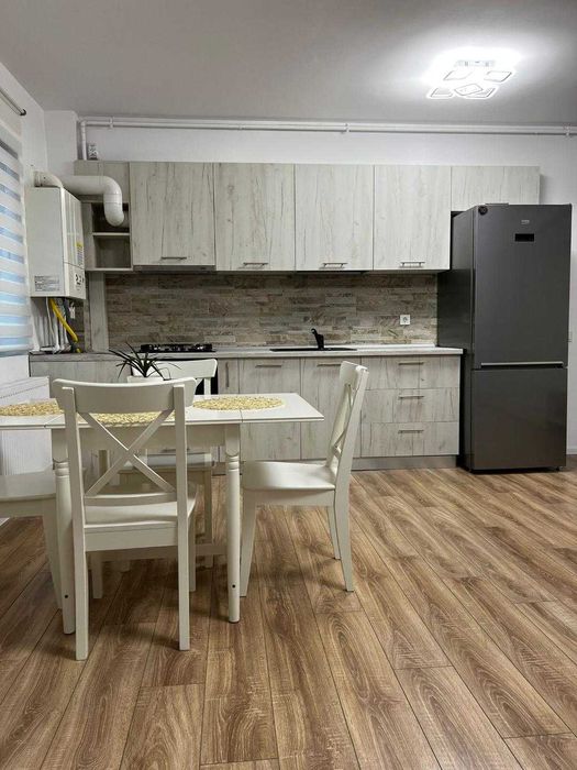 Apartament 3 camere  de inchiriat /disponibil imediat