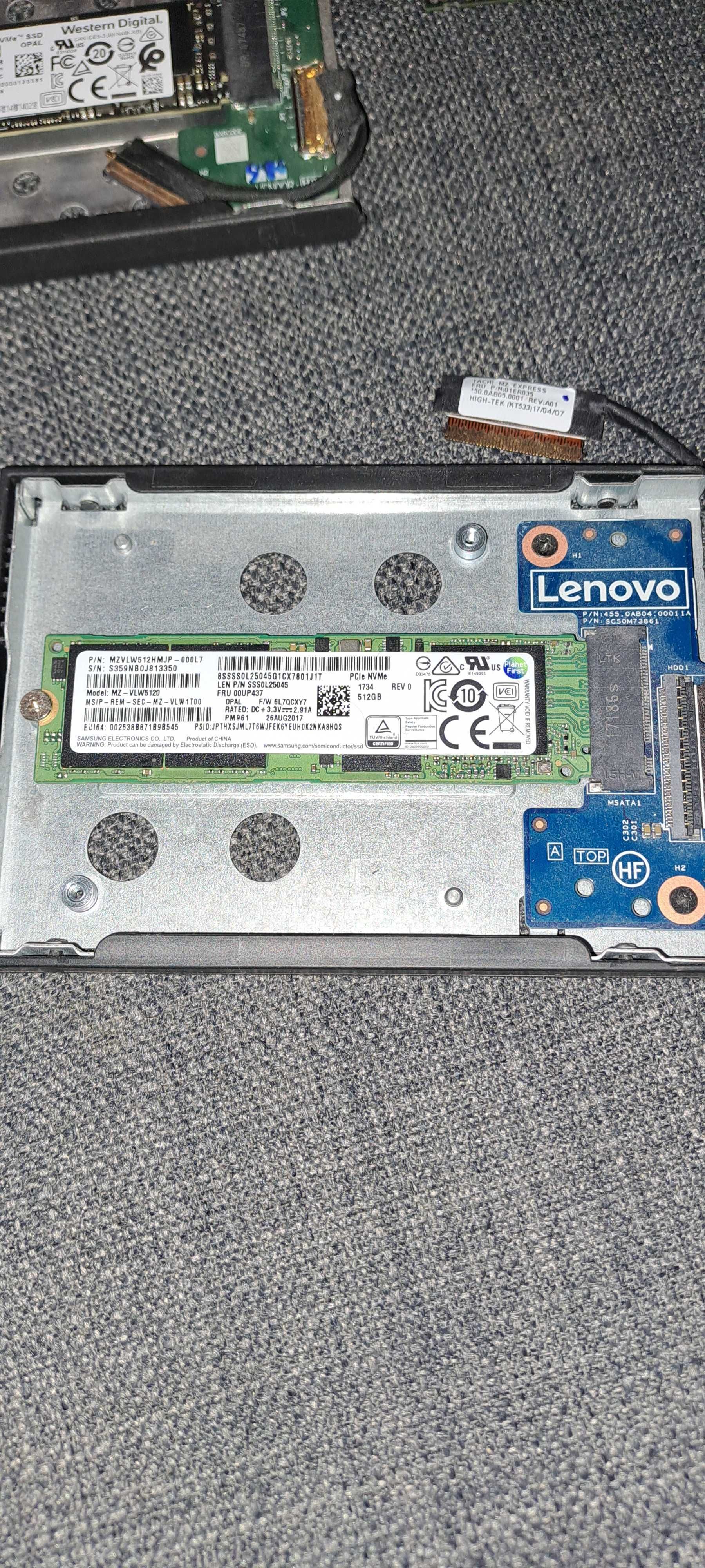 SSDuri laptop. Serial sata, pcie-nvmexpress