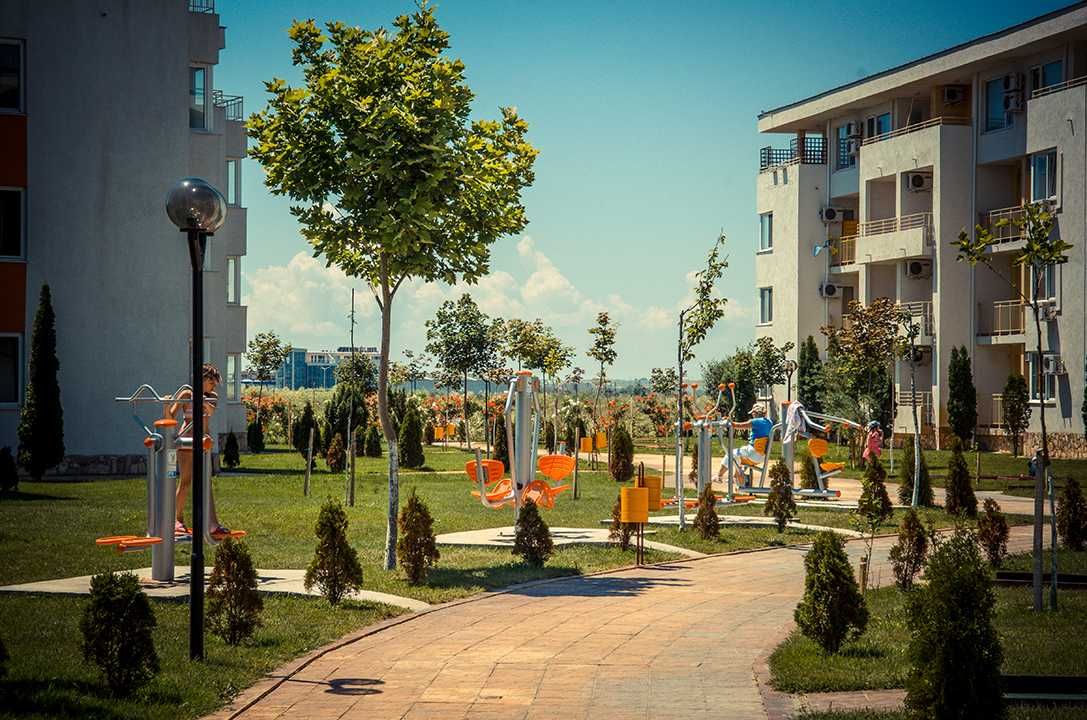 Двустаен Апартамент с гледка басейн, Несебър Форт Клуб Слънчев бряг