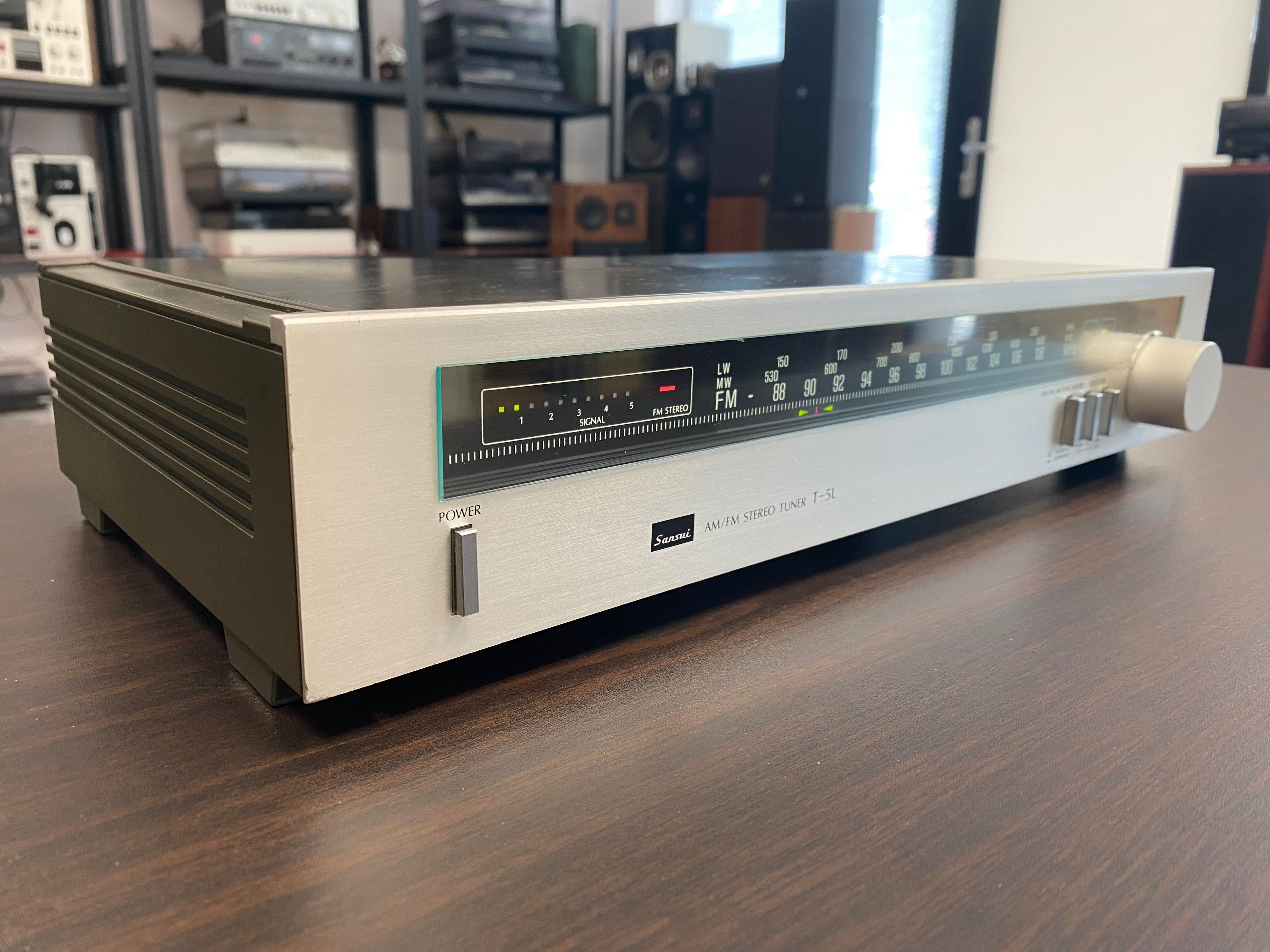 Висококачествен тунер Sansui