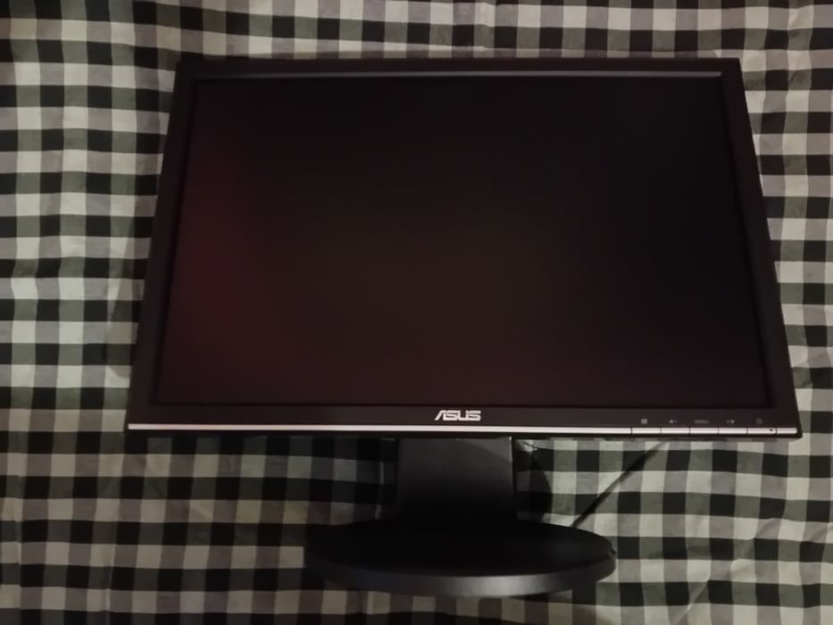 Monitor LCD Asus VW195D 19"
