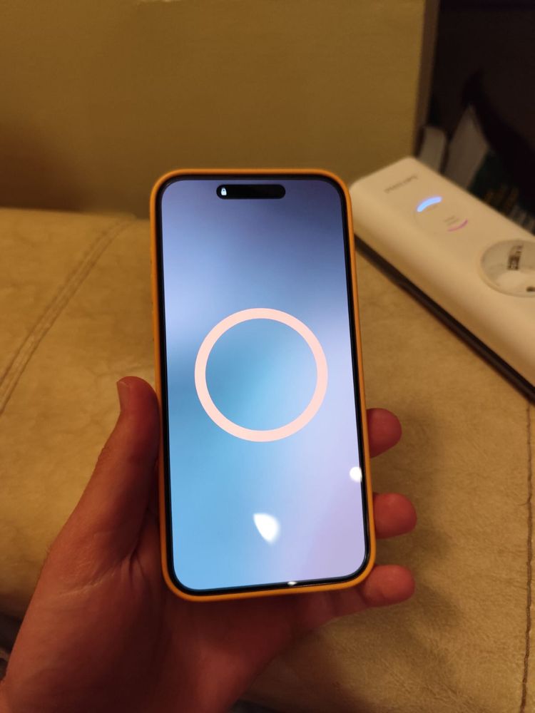 Husă Apple originală pentru iPhone 15 Pro Max
