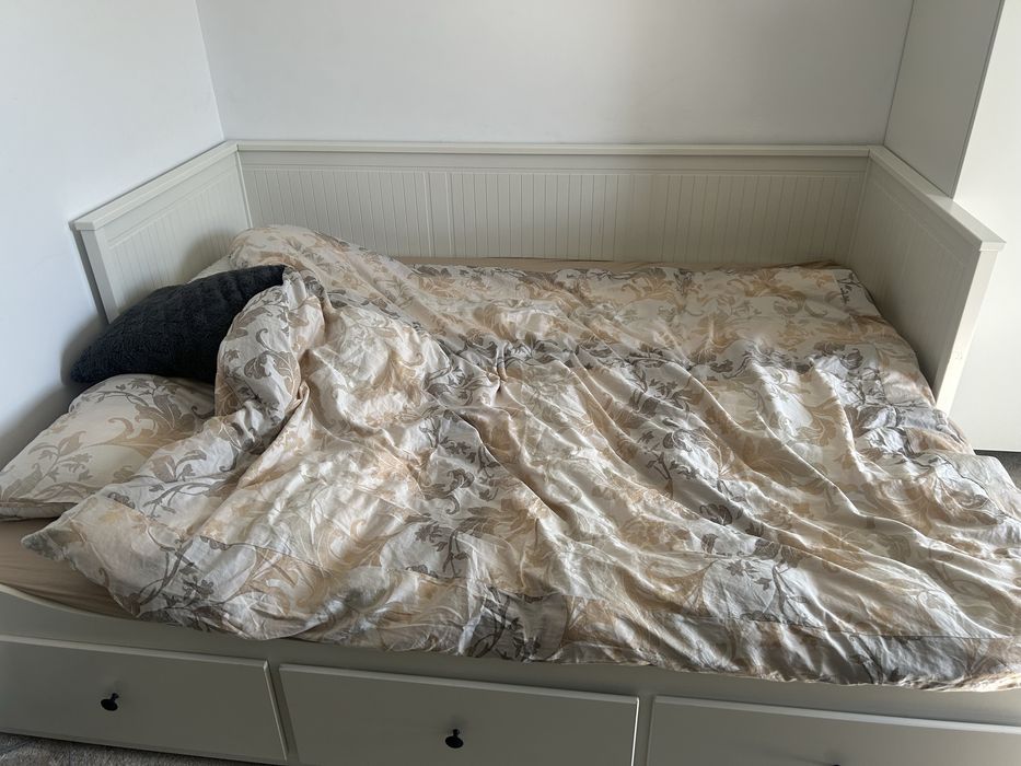 Divan Hemnes ikeas