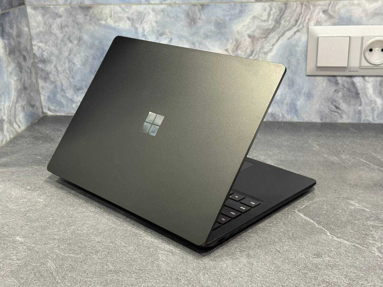 Surface Laptop 4 / i7 1185G7 / 16Gb/256Gb *13.5” IPS 2K FaceID