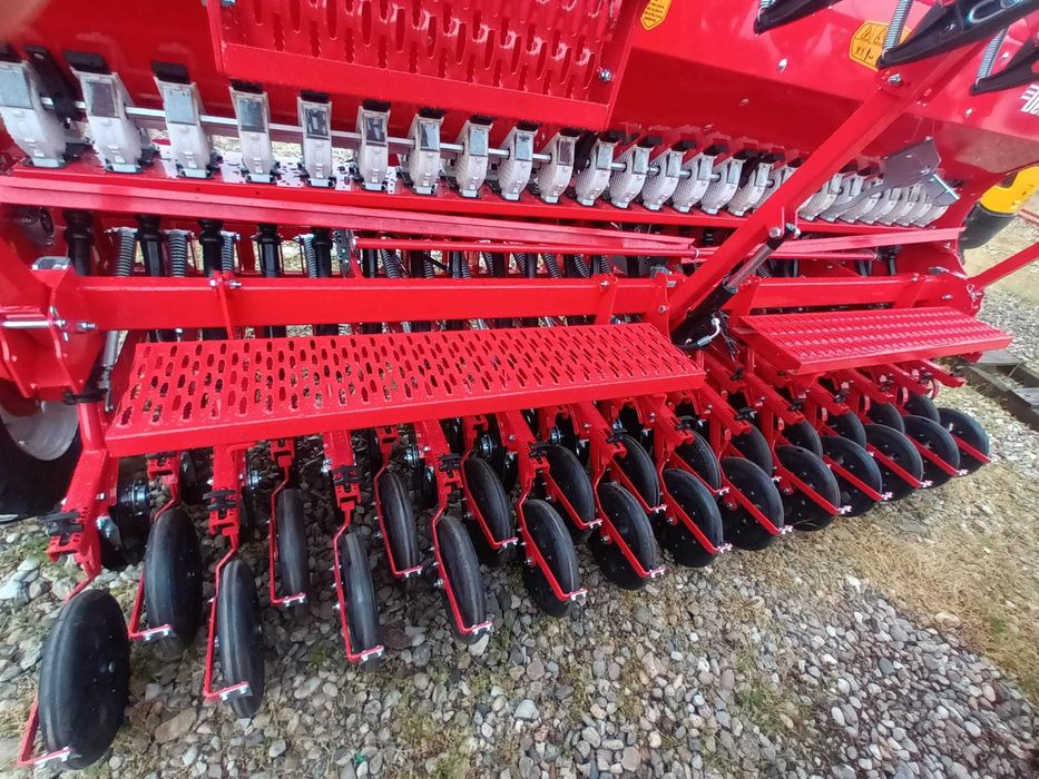 Semanatoare de paioase, grau, rapita, seminte mici, 3-4m