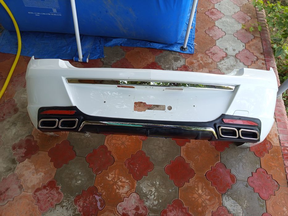 Cobalt radnoy zadniy bamferi sotiladi