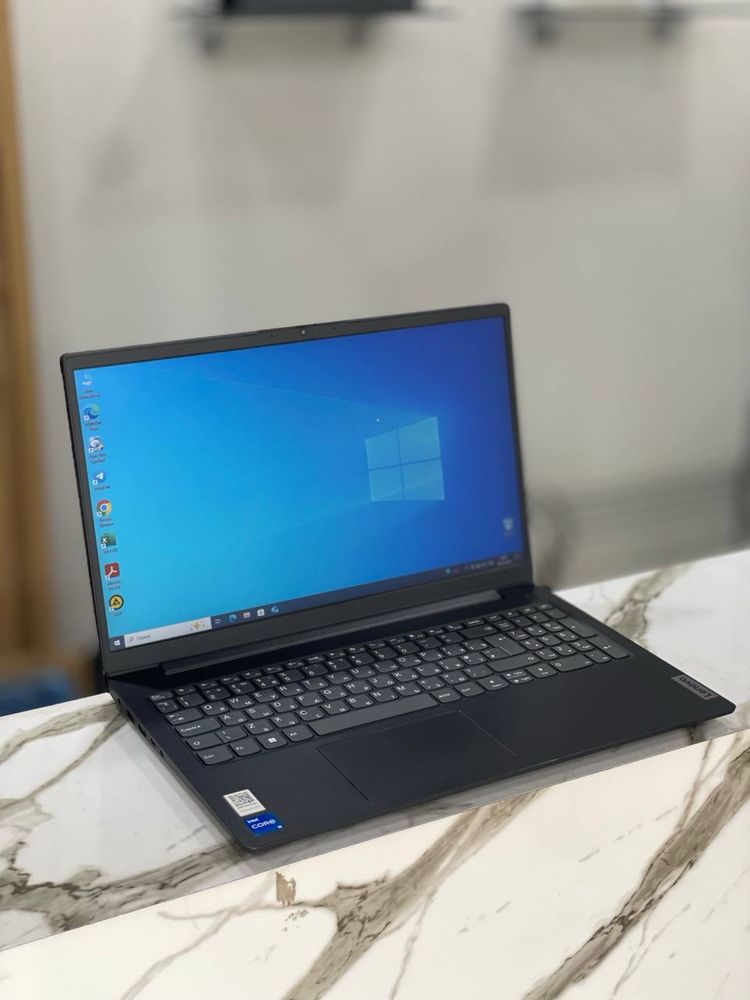 Lenovo noutbuk.