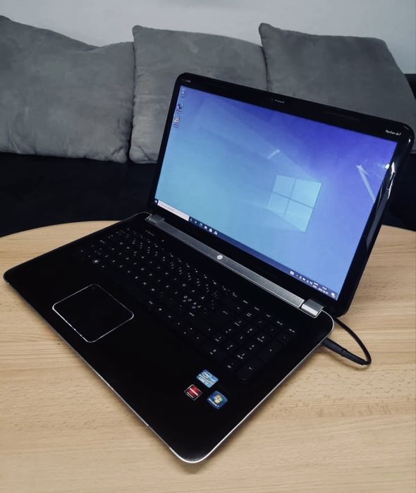 Latptop Hp Dv7 i7 ssd 512 gb