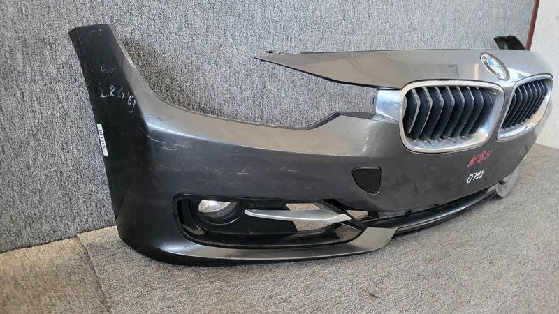 BMW seria 3 2012/2016 F30 F31 SPORT LINE bară grila nări spoiler BF181