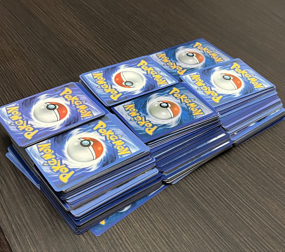 Продавам Pokemon карти