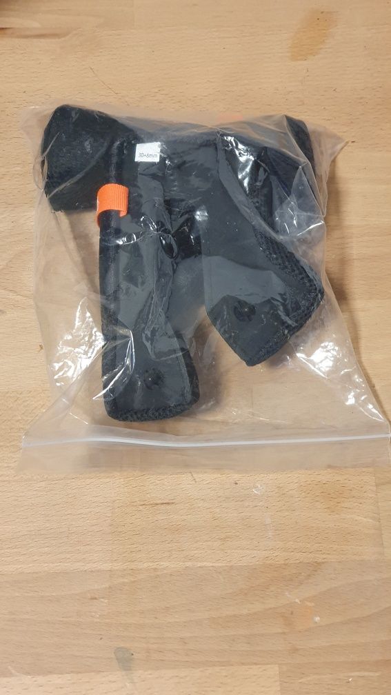 Vând cască Poc coron air mips aproape nouă