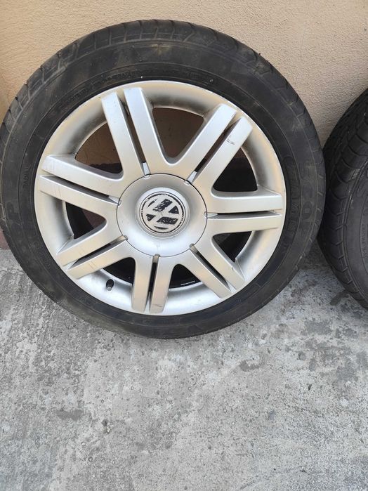 Cauciucuri pasat 225/45/17